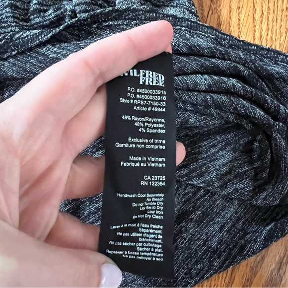 Wilfred Free Tyra Skirt Heather Black. - Picture 6 of 7